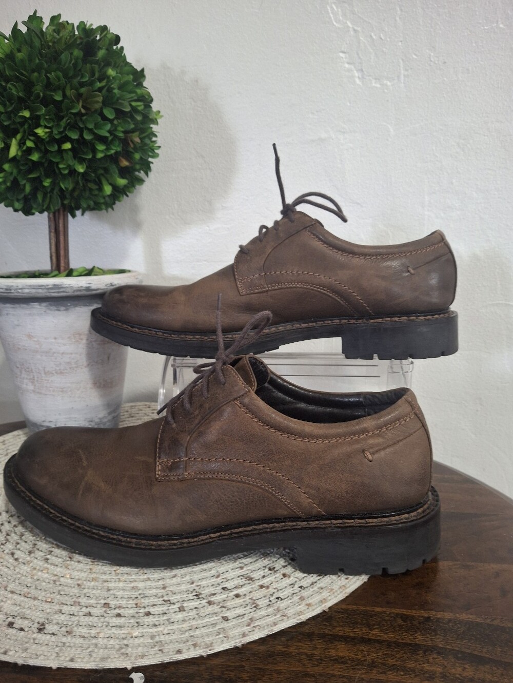 Men's Brown Leather Johson And Murphy Lace-Up Dress Shoes Size 8.